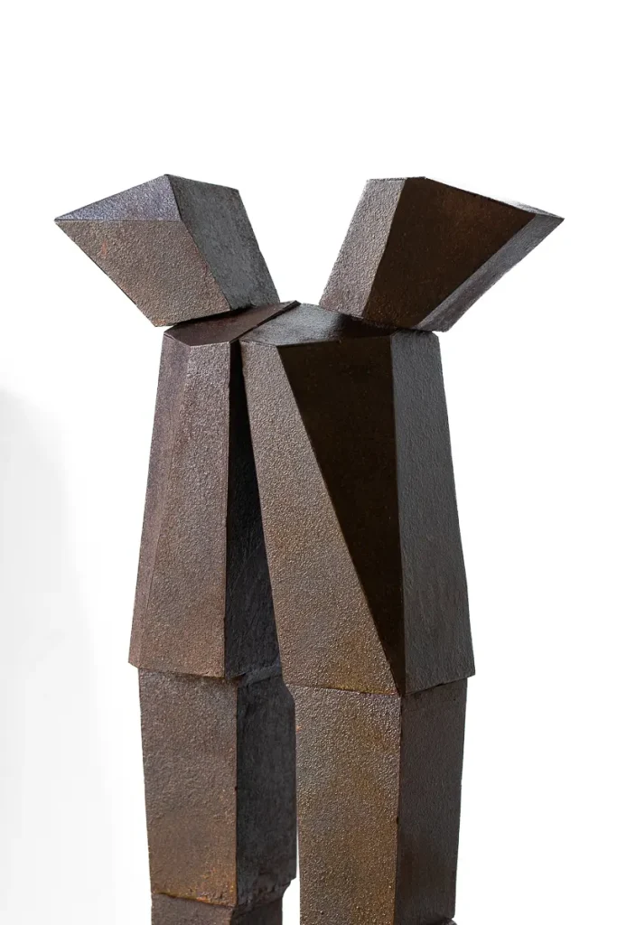Missing, sculpture acier David david